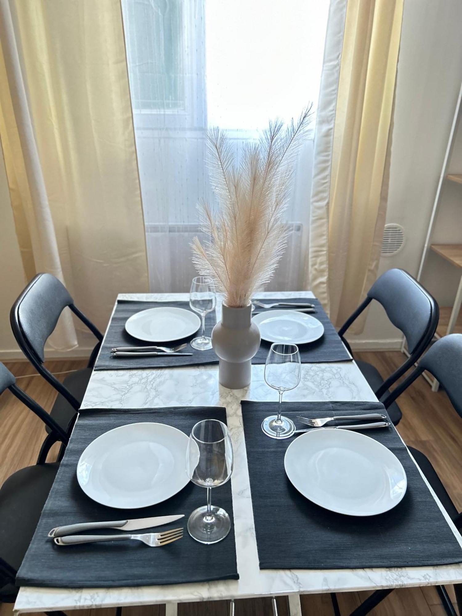 La Chapelle-en-Serval Maisonnette Studio Parc Asterix I Roissy Cdg I Chateau De Chantilly I Paris מראה חיצוני תמונה